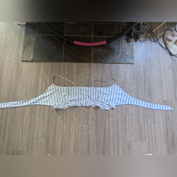 Blue and White Stripe Crop Top - WYLDR small - Picture 4 of 4